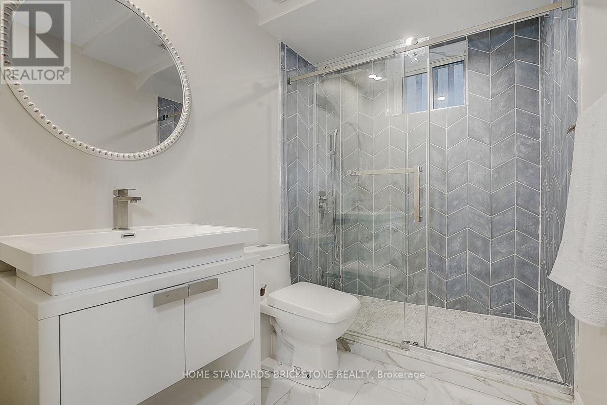 36 Abitibi Avenue, Toronto, ON, M2M 2V1 - 45