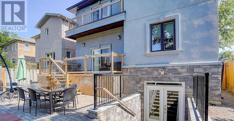 36 Abitibi Avenue, Toronto, ON, M2M 2V1 - 6
