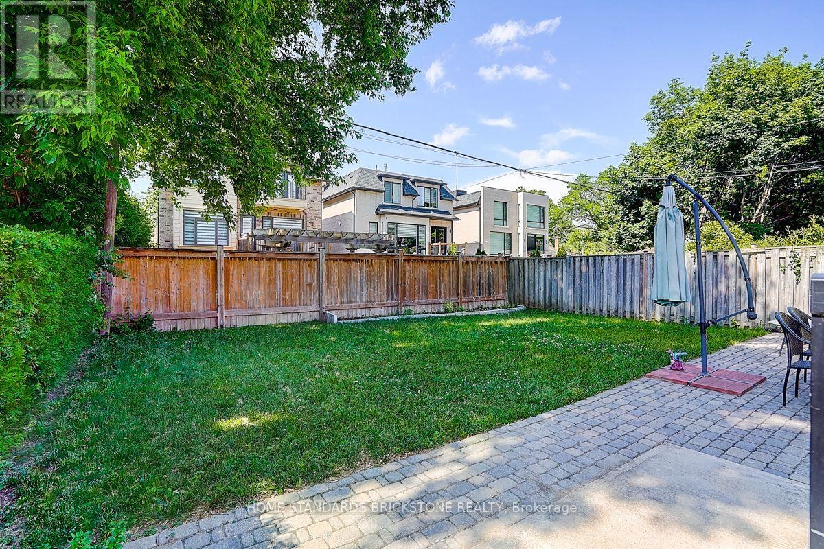 36 Abitibi Avenue, Toronto, ON, M2M 2V1 - 5