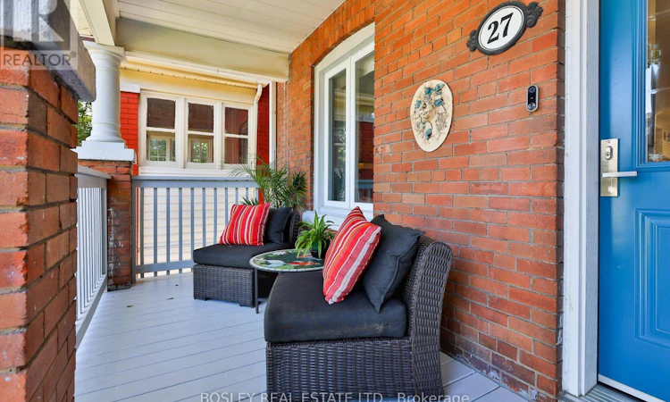 27 Mountnoel Avenue