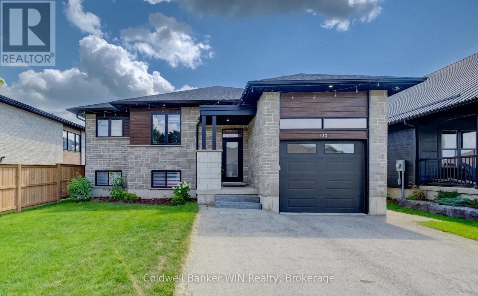430 Wellington Street E, Wellington North, ON, N0G 2L4