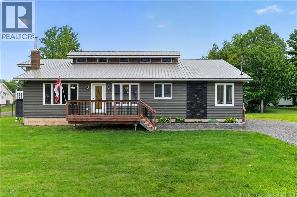 65 Acadie Rue, St. Antoine, NB, E4V 1B3