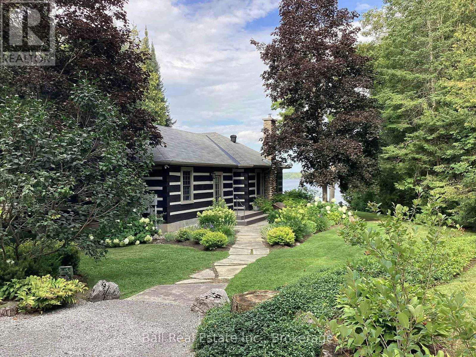 2933 Ayotte's Point Lane, Smith-Ennismore-Lakefield, ON, K0L 2H0