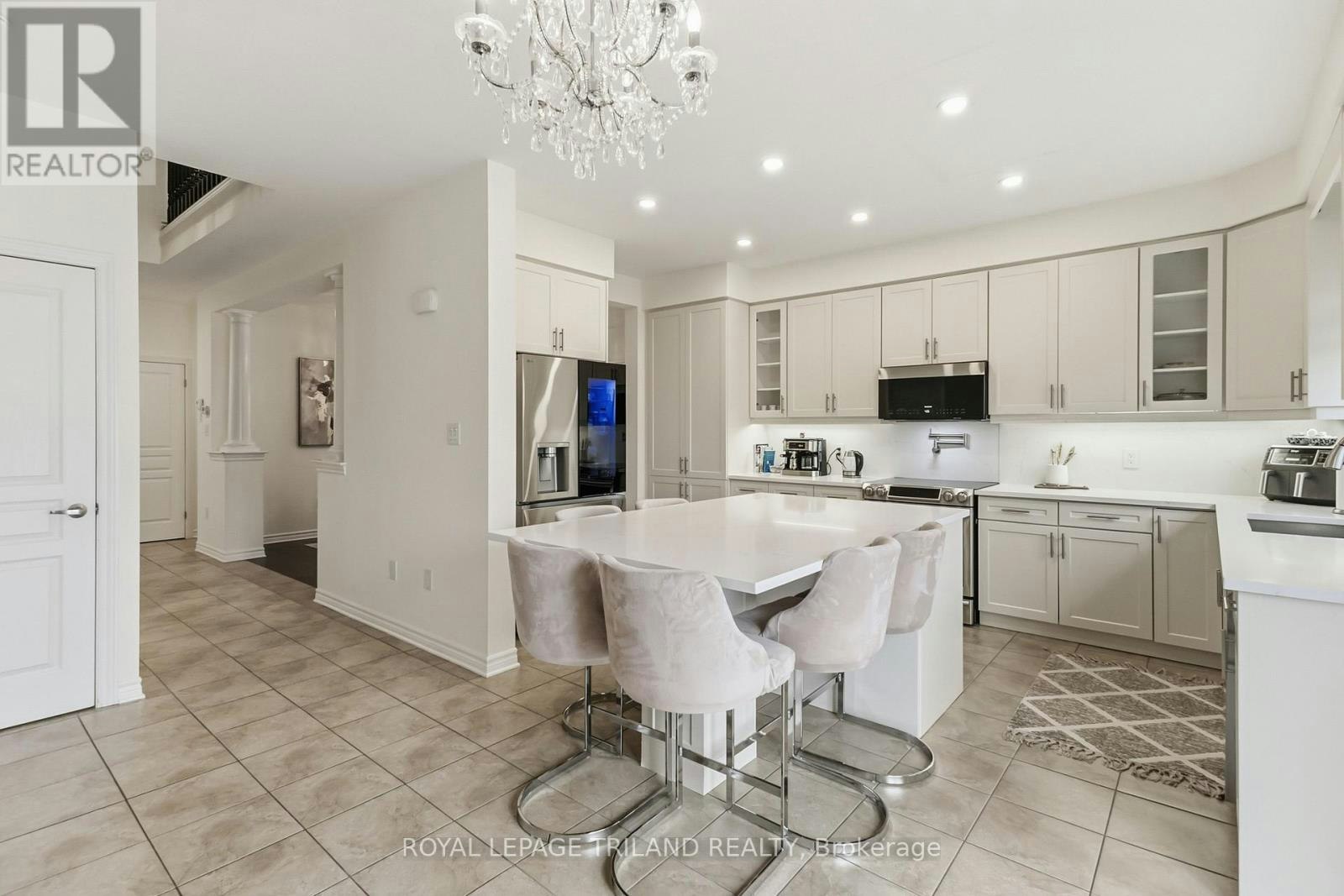 860 Kettleridge Street, London, ON, N6H 0E7 - 12