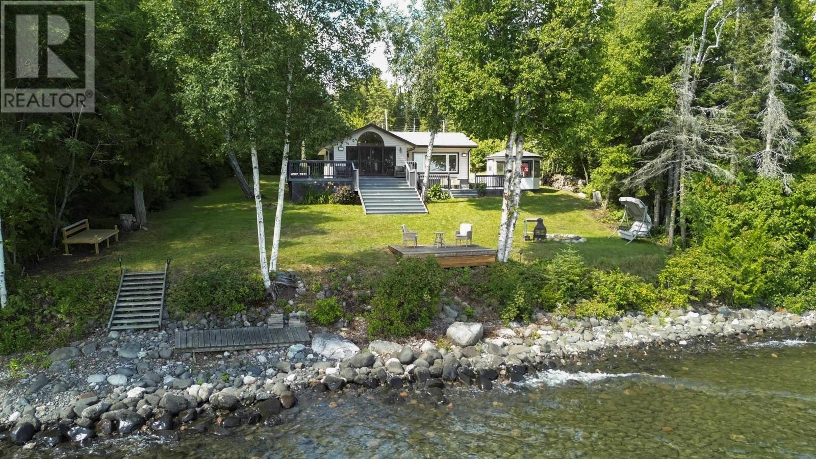 2427 Scott Drive, Shuniah, ON, P7A 0Y7