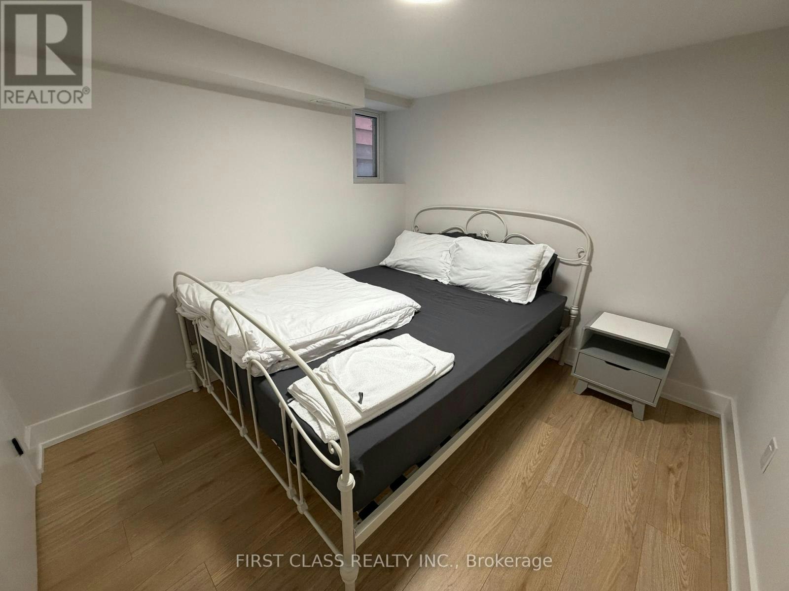 431 Roxton Road, Toronto, ON, M6G 3R5 - 35