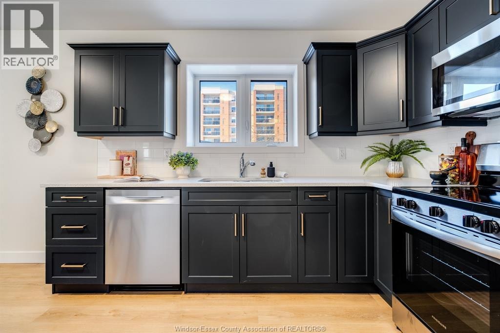 8-4 Bruce Avenue, Leamington, ON, N8H 4C3 - 3