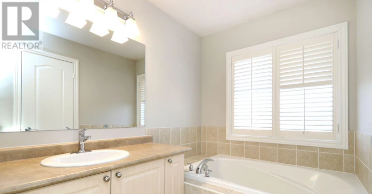 3656 Twinmaple Drive, Mississauga, ON, L4Y 3R1 - 15