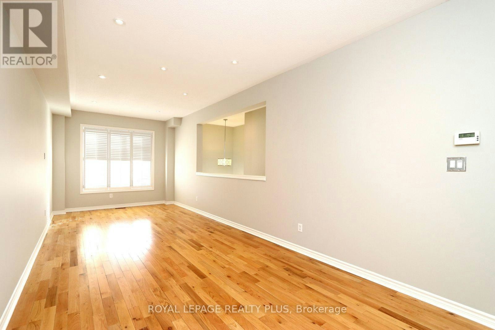 3656 Twinmaple Drive, Mississauga, ON, L4Y 3R1 - 12
