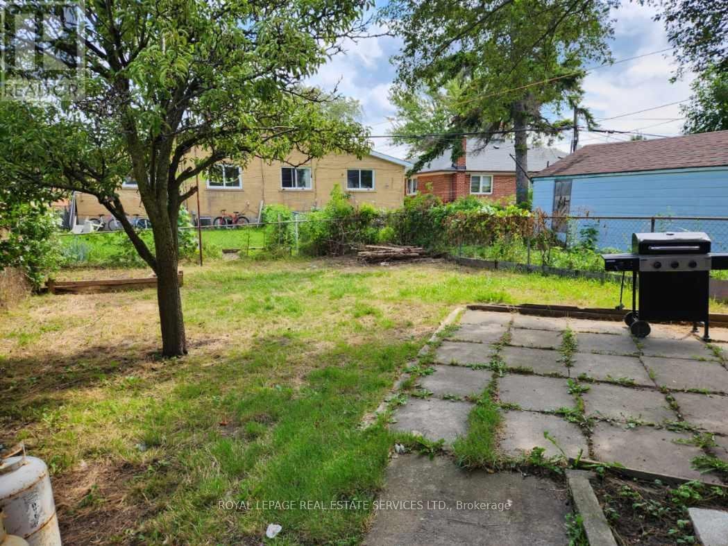 1-67 Lanyard Road, Toronto, ON, M9M 1Y8 - 11