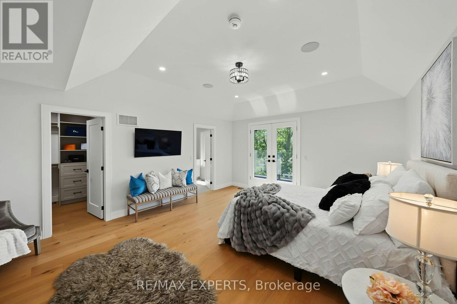 MAIN-1062 Alexandra Avenue, Mississauga, ON, L5E 1Z8 - 21