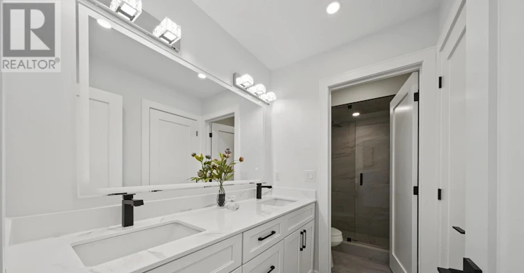 MAIN-1062 Alexandra Avenue, Mississauga, ON, L5E 1Z8 - 29