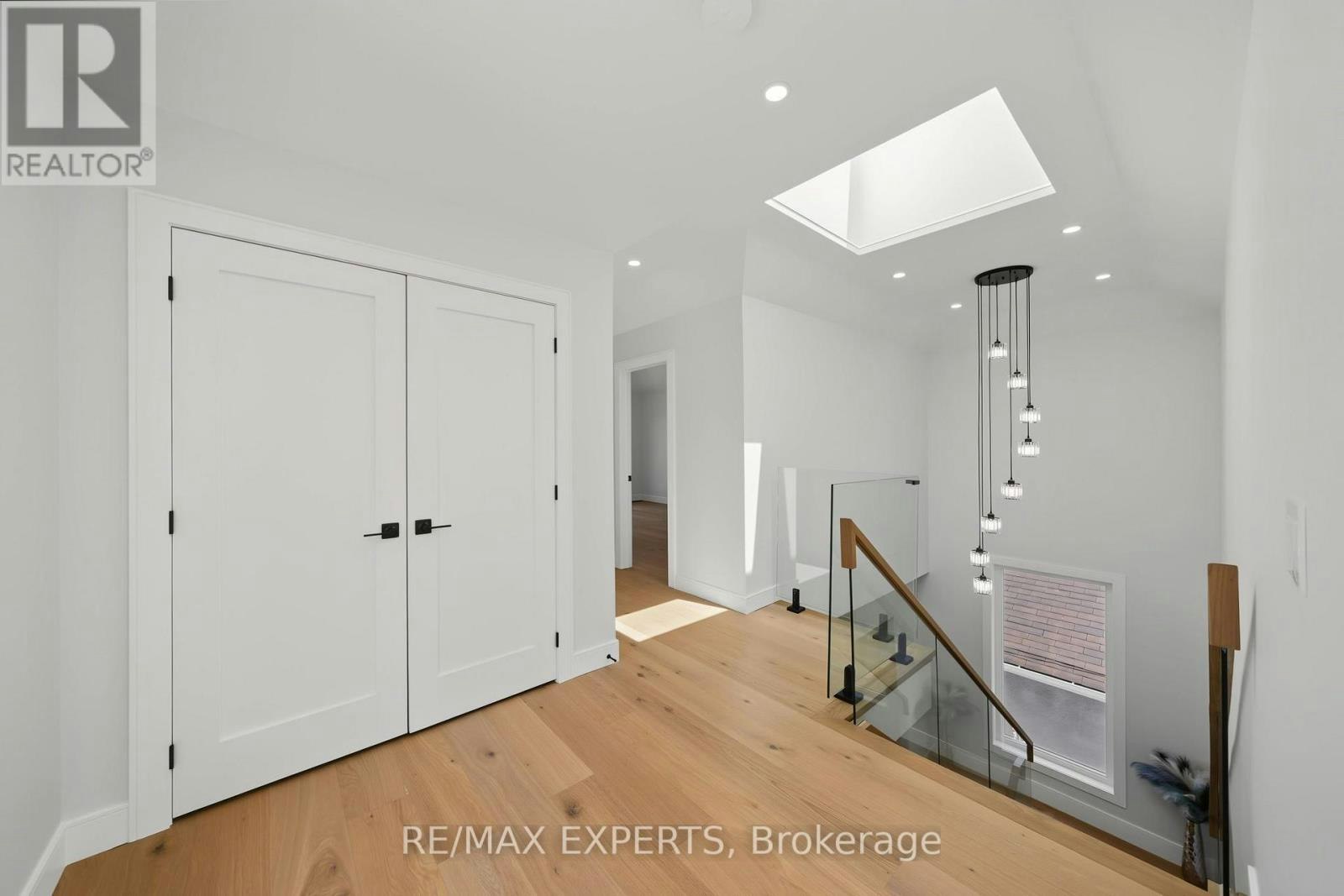 1062 Alexandra Avenue, Mississauga, ON, L5E 1Z8 - 20