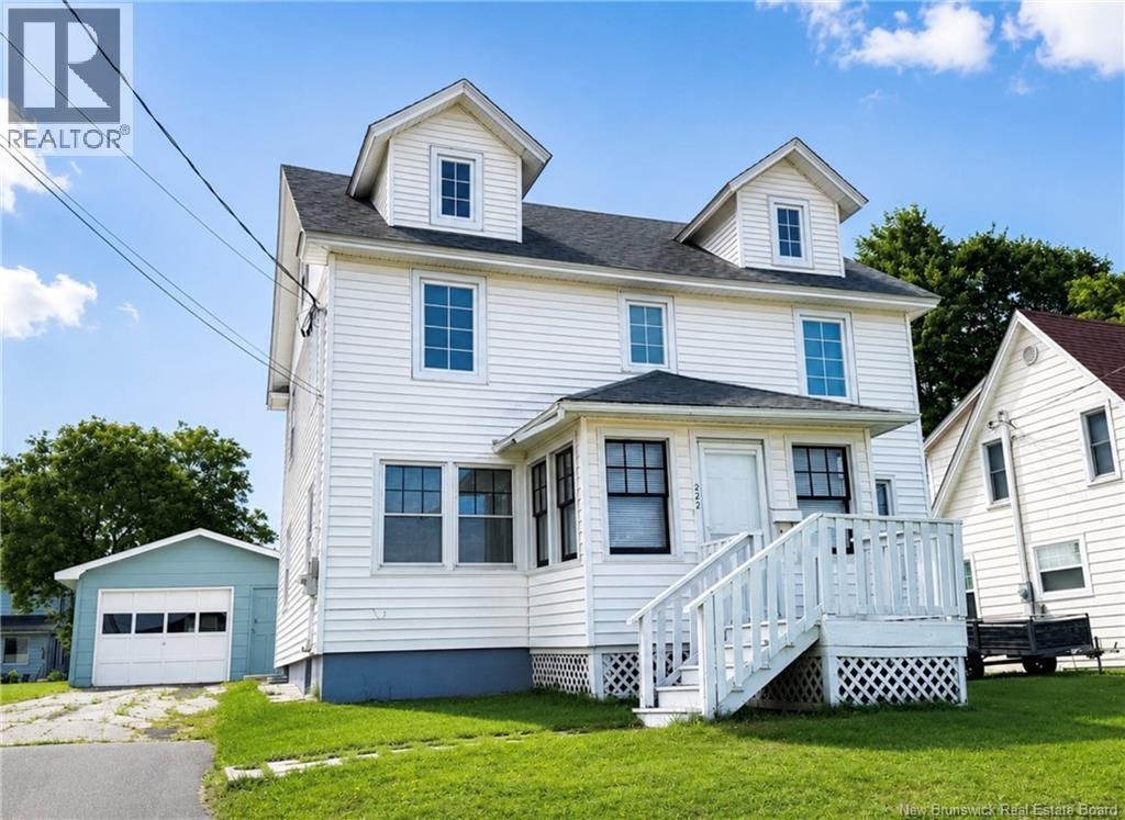222 York Street, Bathurst, NB, E2A 1H1