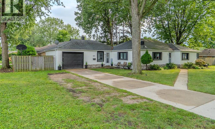 805 Roselawn Drive