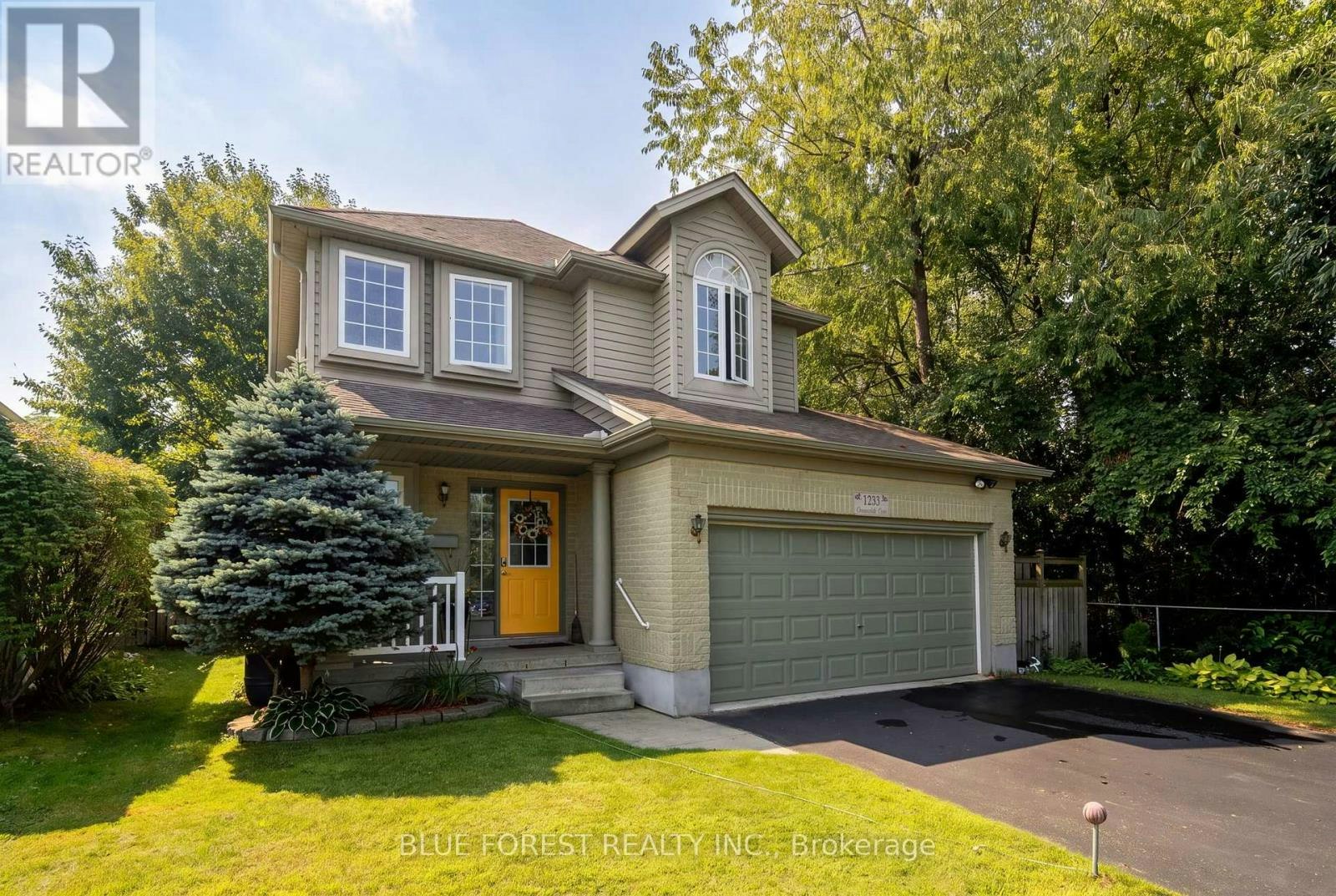 1233 Crosscreek Crescent, London, ON, N5Y 6H6