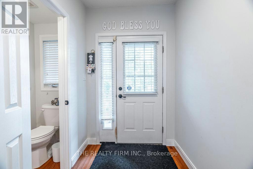 30-320 Ambleside Drive, London, ON, N6G 5H9 - 3