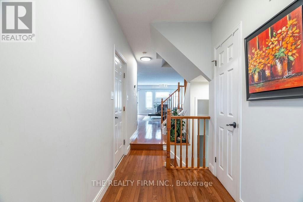 30-320 Ambleside Drive, London, ON, N6G 5H9 - 5