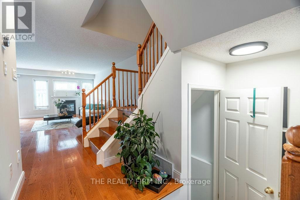 30-320 Ambleside Drive, London, ON, N6G 5H9 - 6