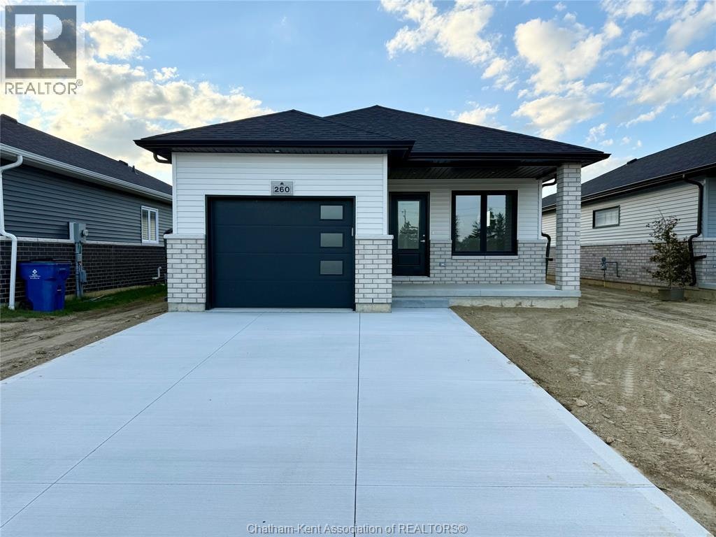 224 Ironwood Trail, Chatham-Kent, ON, N7M 0V6