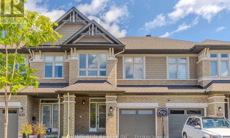 785 Cairn Crescent