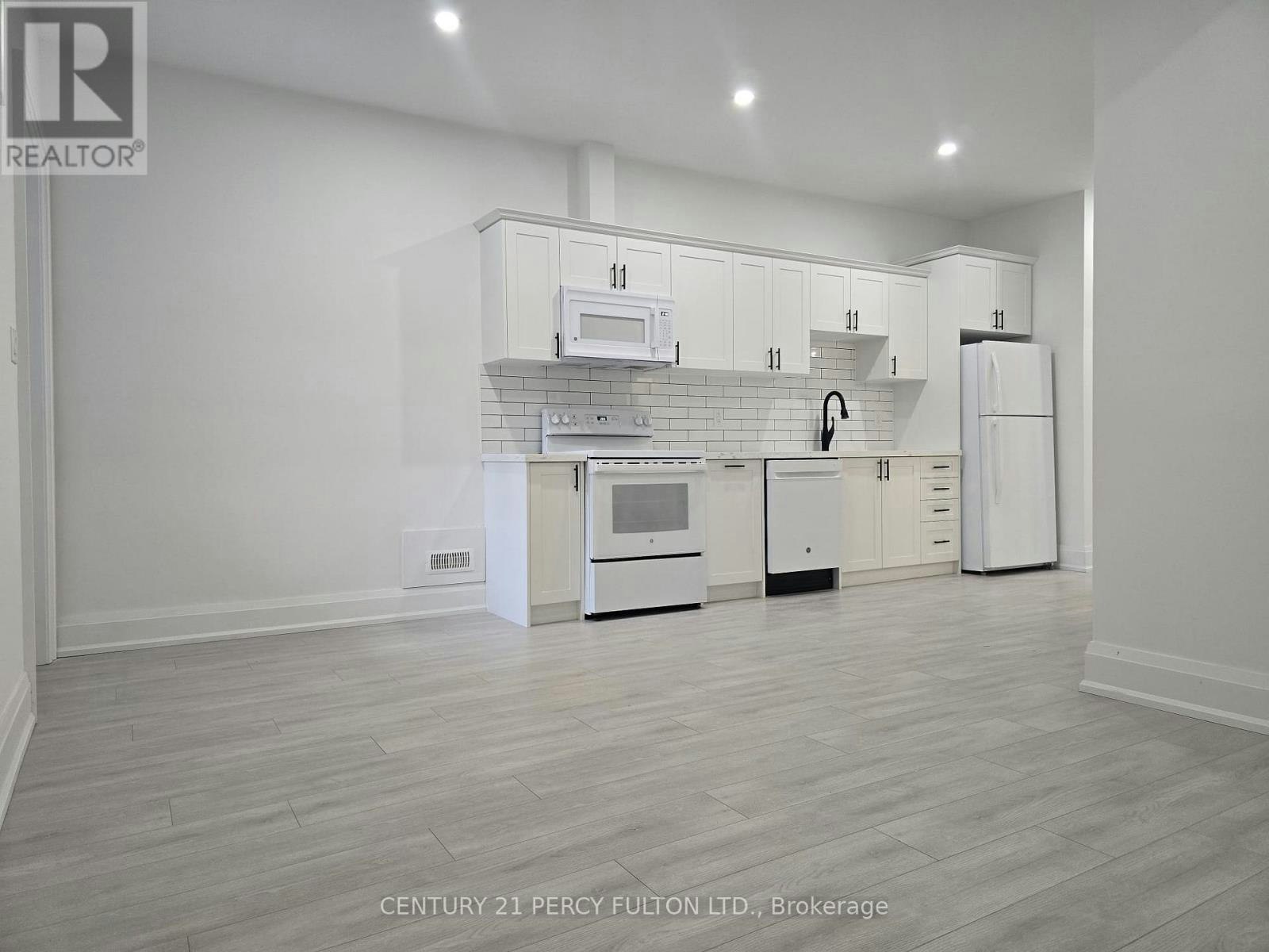 BSMT-195 Danforth Road, Toronto, ON, M1L 3X1 - 2