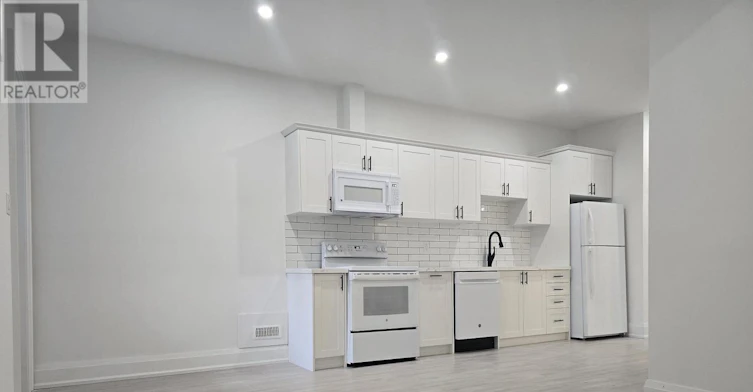 BSMT-195 Danforth Road, Toronto, ON, M1L 3X1 - 2