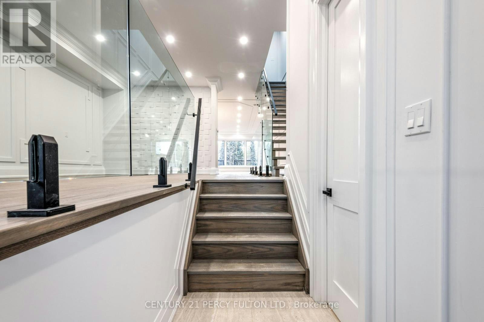 195 Danforth Road, Toronto, ON, M1L 3X1 - 3