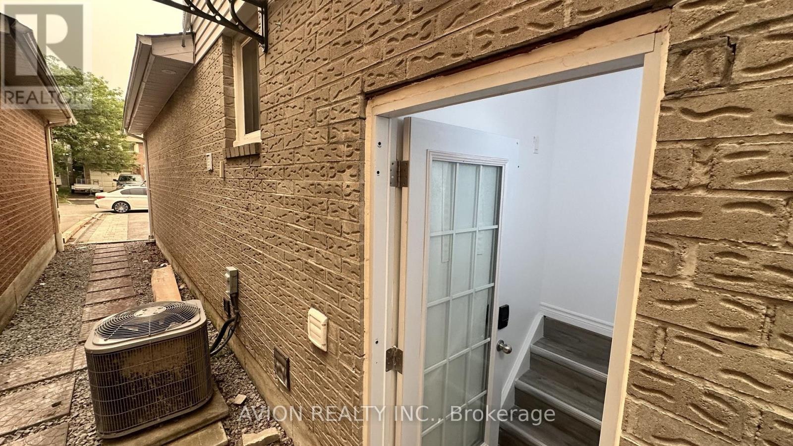 BSMT-70 Barnes Drive, Ajax, ON, L1S 5G5 - 3