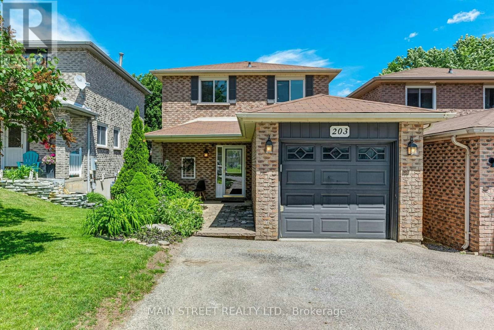 203 Colborne Street, Bradford West Gwillimbury, ON, L3Z 2R6