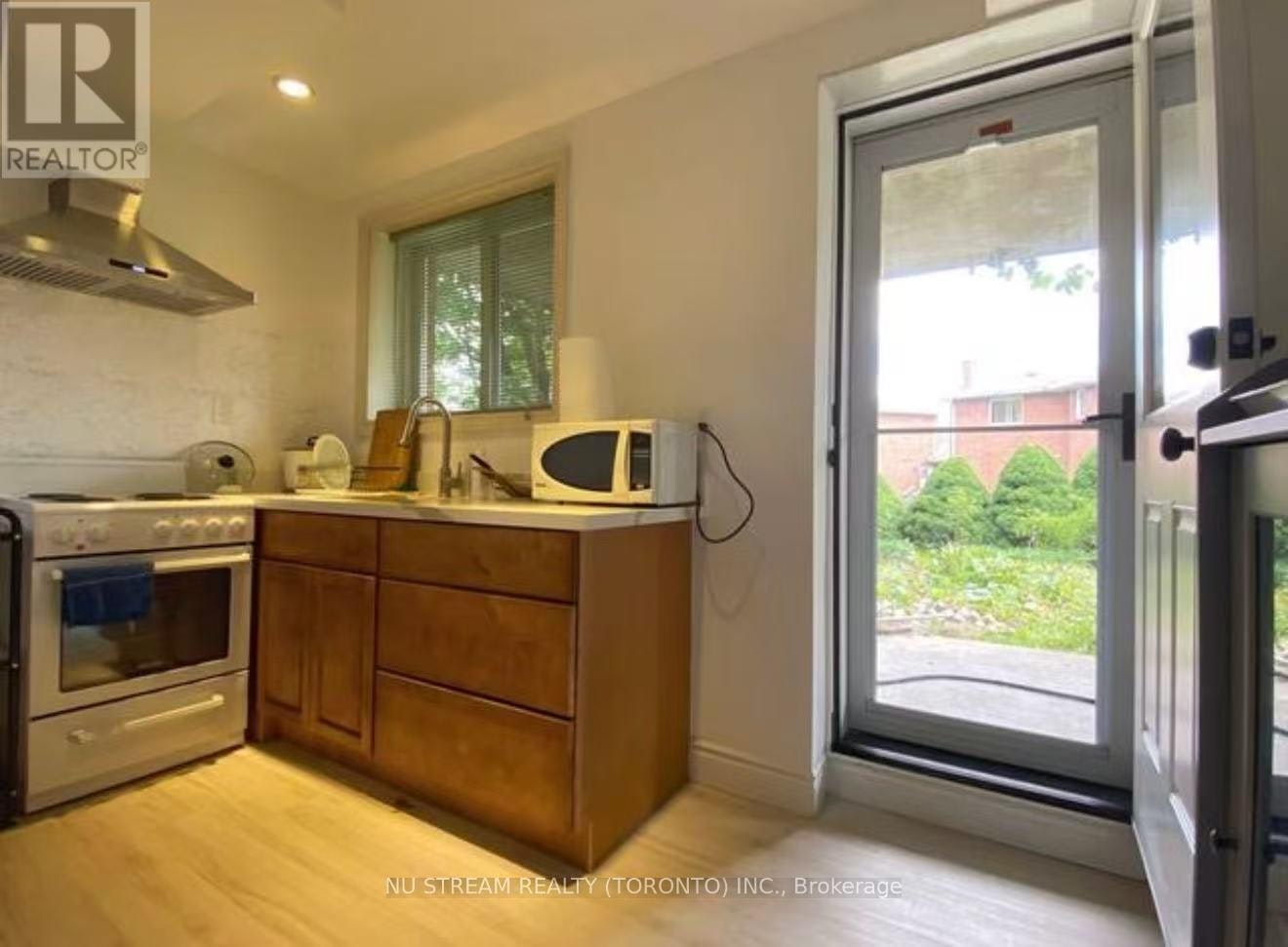 BEDROOM-115 Briggs Avenue, Richmond Hill, ON, L4B 3J5 - 6