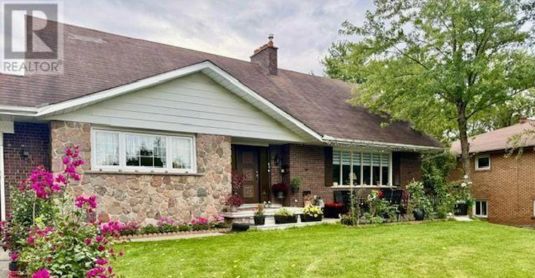 2ND FLOOR-539 Elgin Mills Road W, Richmond Hill, ON, L4C 4M3 - 2
