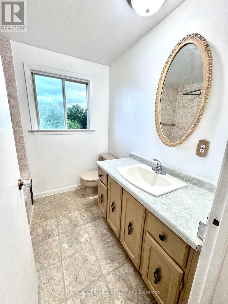 2ND FLOOR-539 Elgin Mills Road W, Richmond Hill, ON, L4C 4M3 - 16
