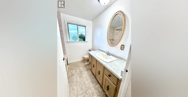 2ND FLOOR-539 Elgin Mills Road W, Richmond Hill, ON, L4C 4M3 - 16