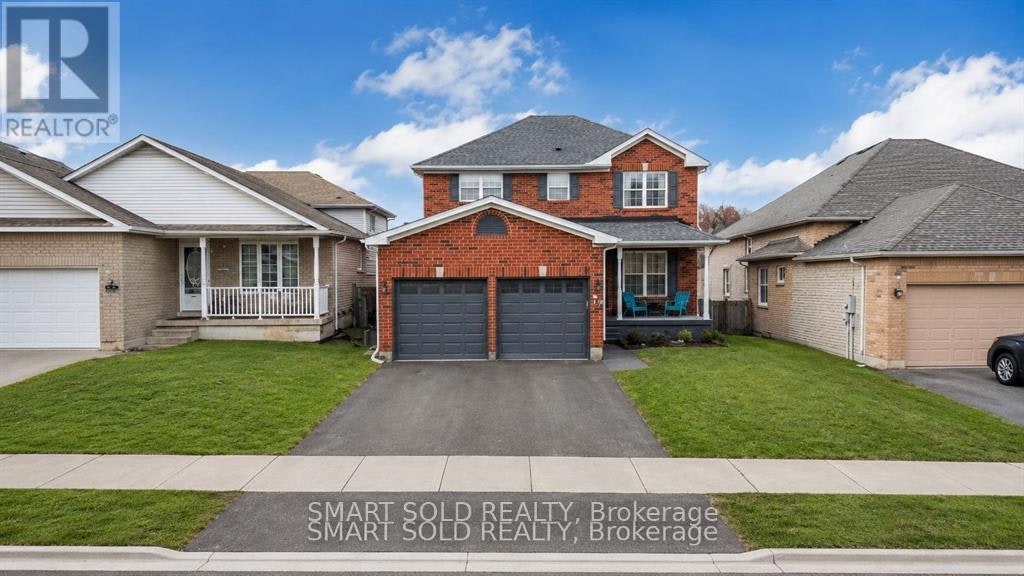 UPPER BEDROOM-28 Leggott Avenue, Barrie, ON, L4N 8A9