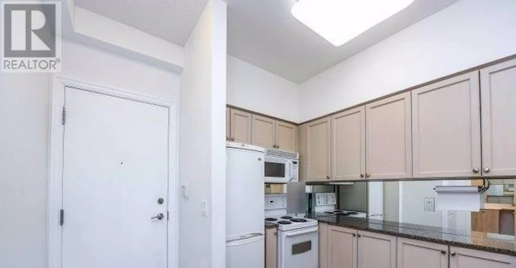 605-2119 Lake Shore Boulevard W, Toronto, ON, M8V 4E8 - 3