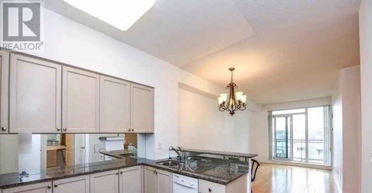 605-2119 Lake Shore Boulevard W, Toronto, ON, M8V 4E8 - 2