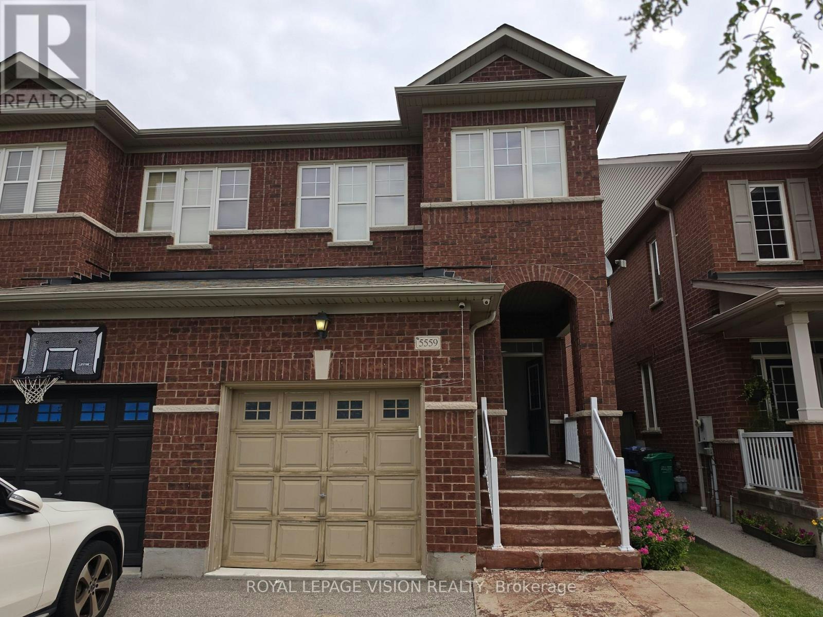 5559 Bonnie Street, Mississauga, ON, L5M 0N7