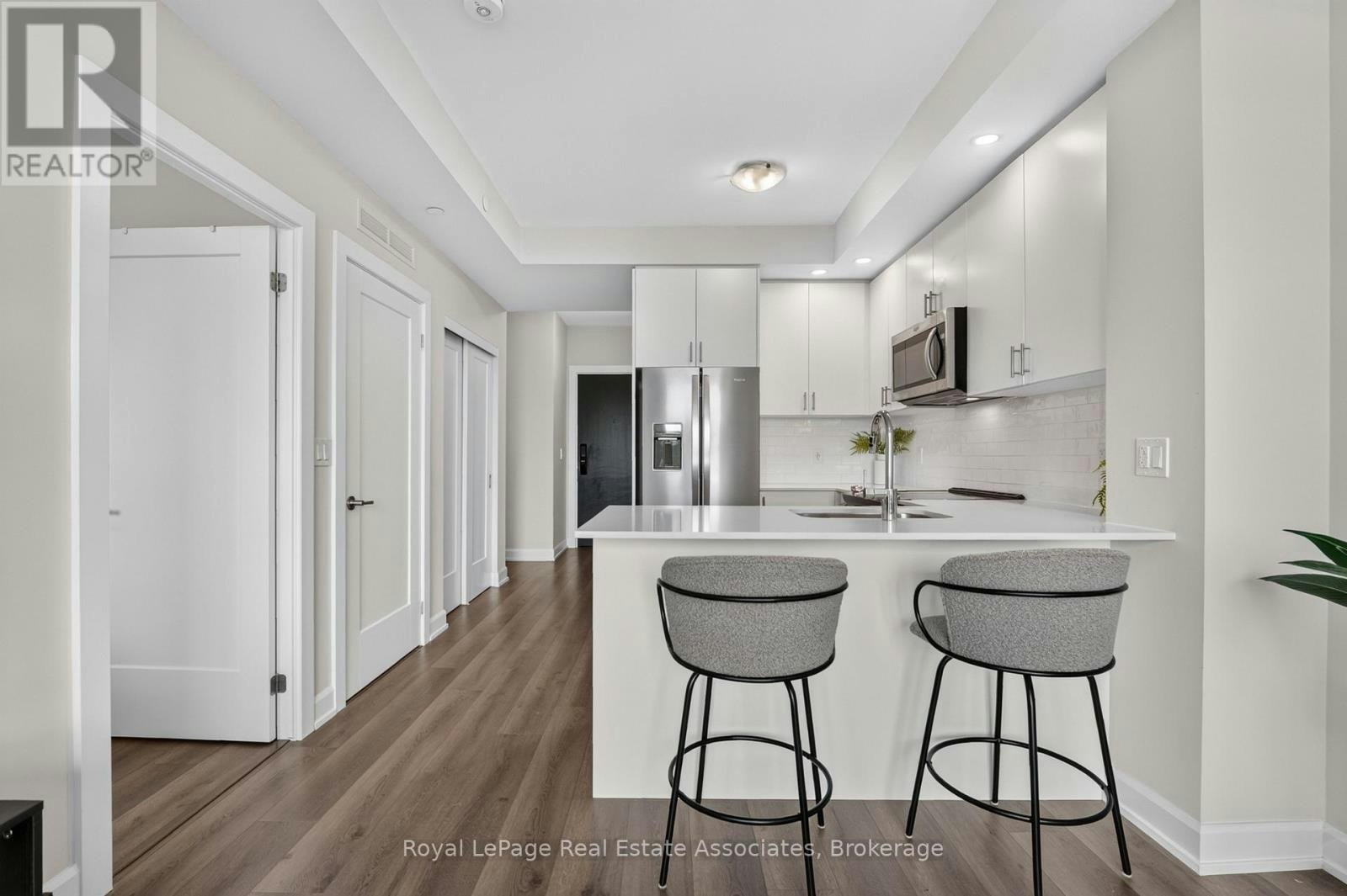 622-3200 William Coltson Avenue, Oakville, ON, L6H 7B9 - 3