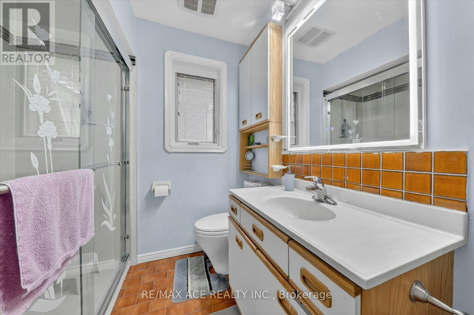 MAIN-40 Brinloor Boulevard, Toronto, ON, M1M 1L5 - 17