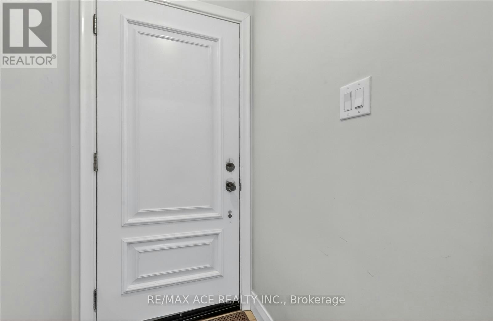 MAIN-40 Brinloor Boulevard, Toronto, ON, M1M 1L5 - 5