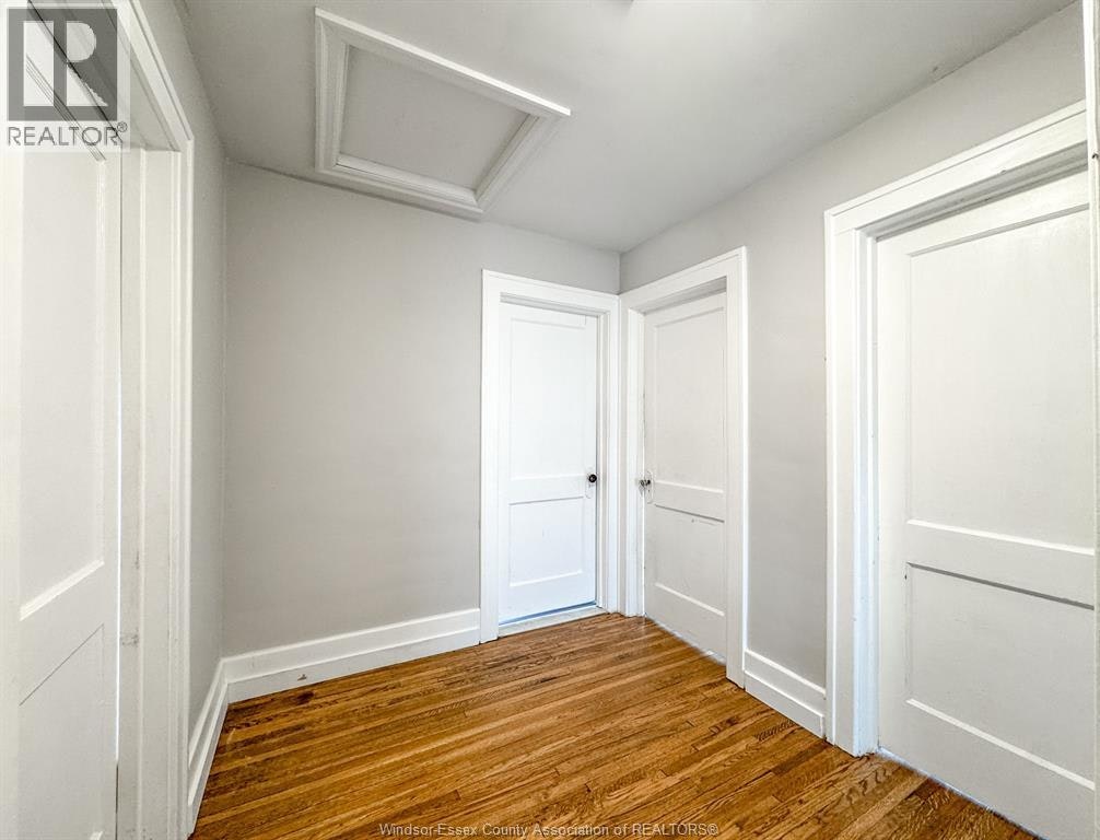1111 Elsmere, Windsor, ON, N9A 2A1 - 9