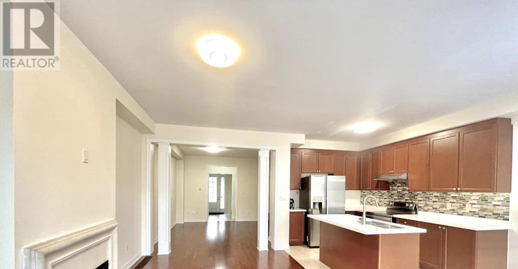 25 Paper Mills Crescent, Richmond Hill, ON, L4E 0V5 - 6