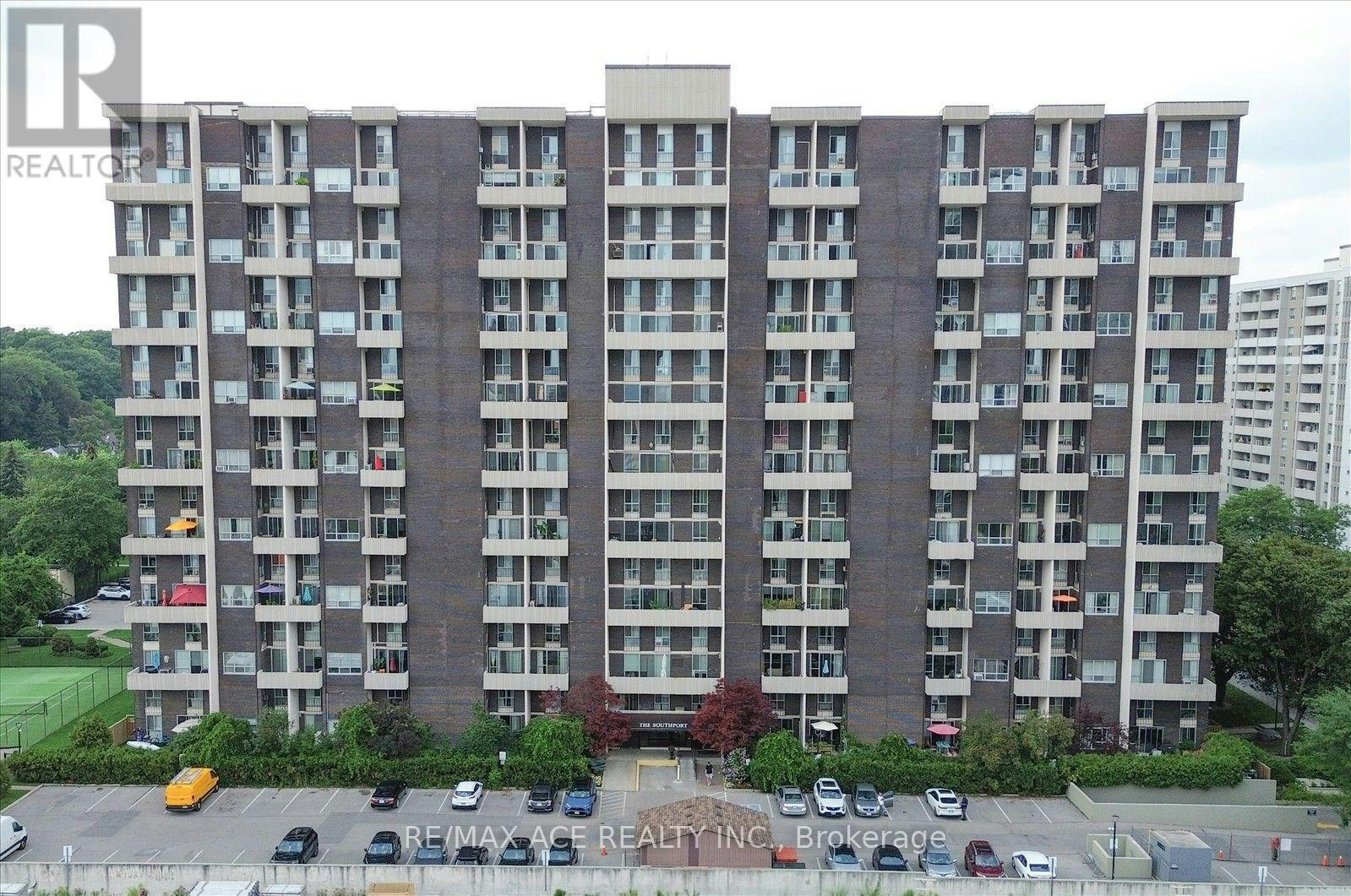 624-60 Southport Street, Toronto, ON, M6S 3N4