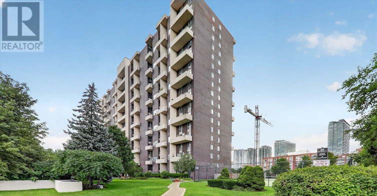 624-60 Southport Street, Toronto, ON, M6S 3N4 - 41