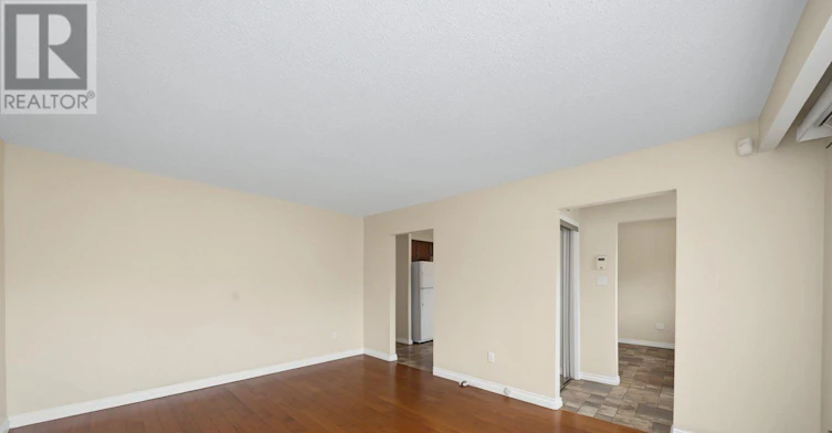 MAIN-59 Aterno Drive, Hamilton, ON, L9C 5S4 - 4