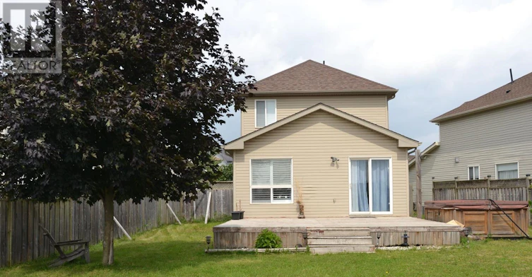 132 Henhoeffer Crescent, Kitchener, ON, N2E 4H3 - 6