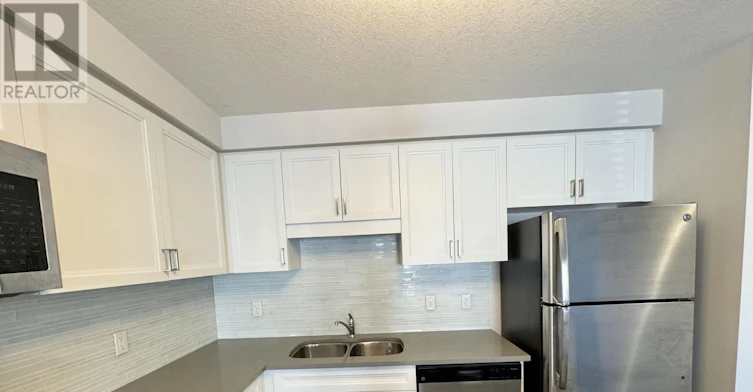 3186 Singleton Avenue, London, ON, N6L 0B8 - 5