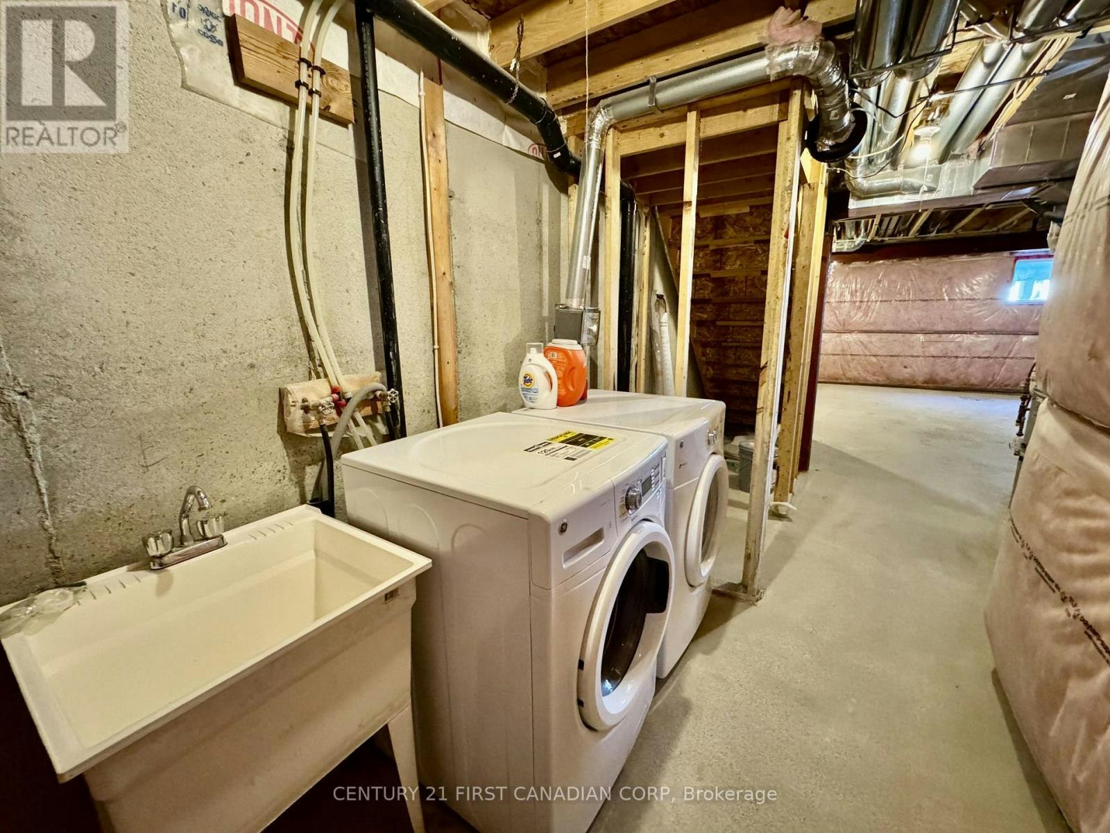 3186 Singleton Avenue, London, ON, N6L 0B8 - 25
