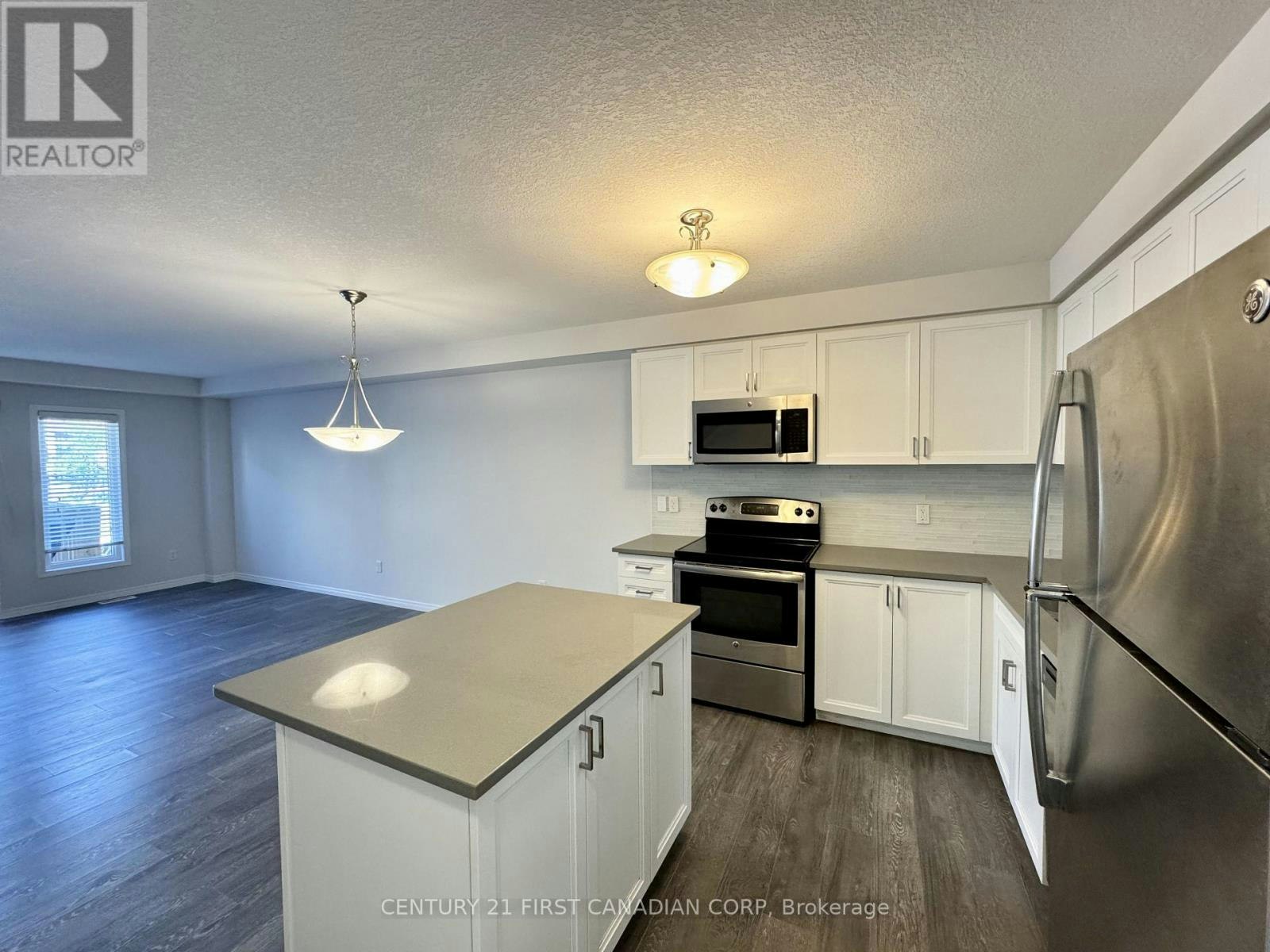 3186 Singleton Avenue, London, ON, N6L 0B8 - 8